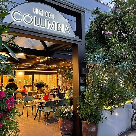 Hotel Columbia มารีนาโรเมอา ภายนอก รูปภาพ